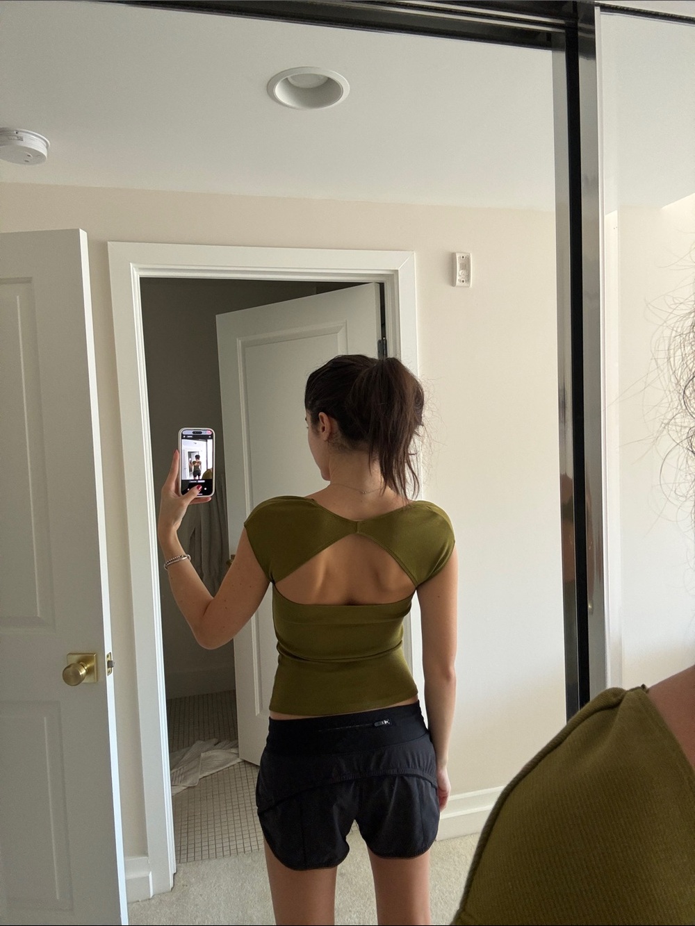 Zara Olive Cutout-Back Cap Sleeve Crop Top